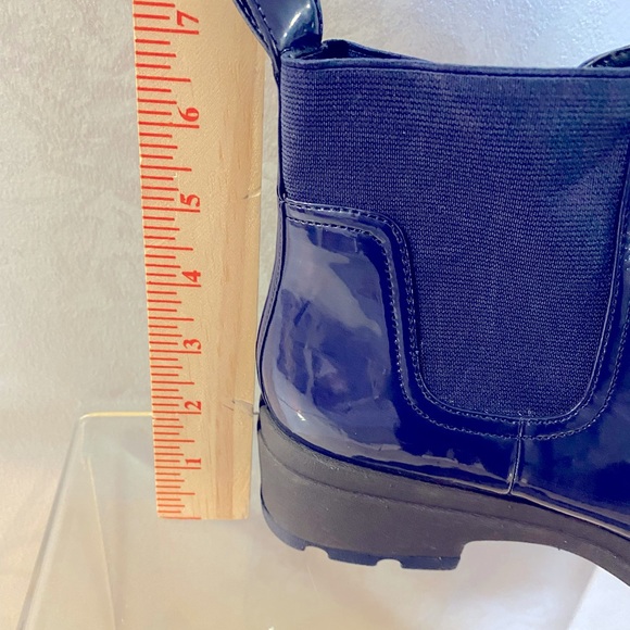 Boots - Picture 3 of 3